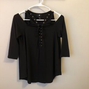 BLACK COLD SHOULDER LACE UP TOP